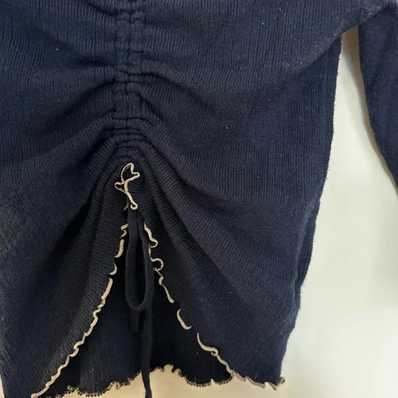 Blue Ruched Knit Top - Picture 3 of 4